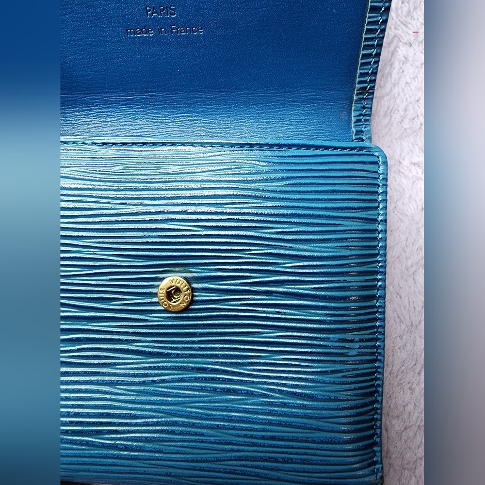 AUTHENTIC LOUIS VUITTON VINTAGE BLUE EPI LEATHER PORTE MONNAIE BILLETS WALLET - Picture 12 of 16